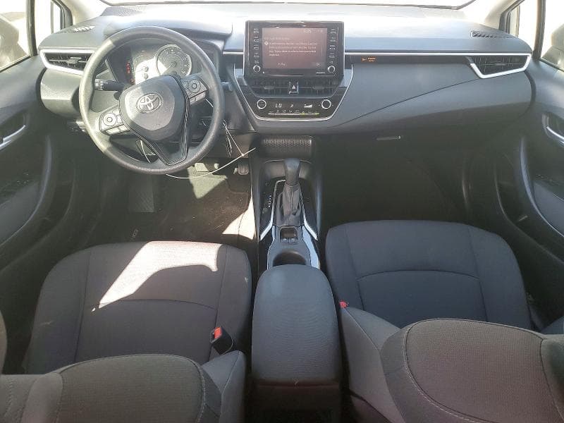 2021 TOYOTA COROLLA LE 8