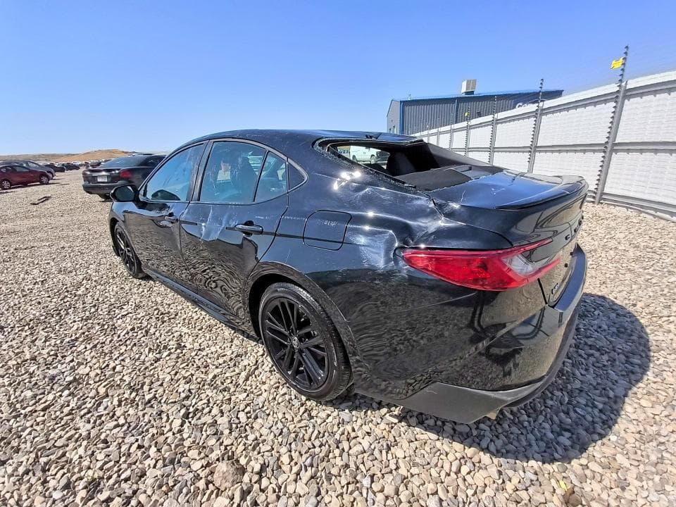 2026 TOYOTA CAMRY SE 2