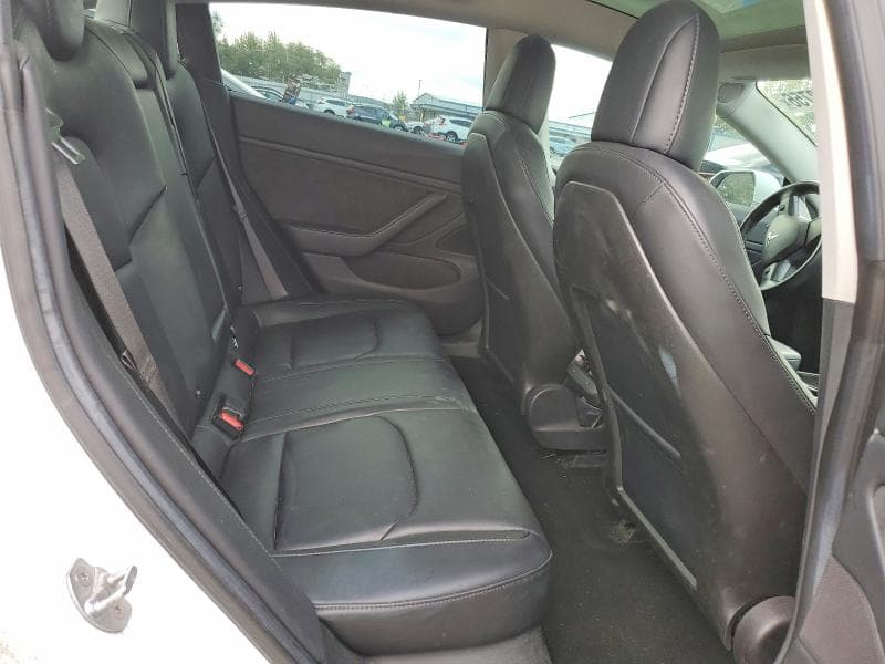 2018 TESLA MODEL 3 10