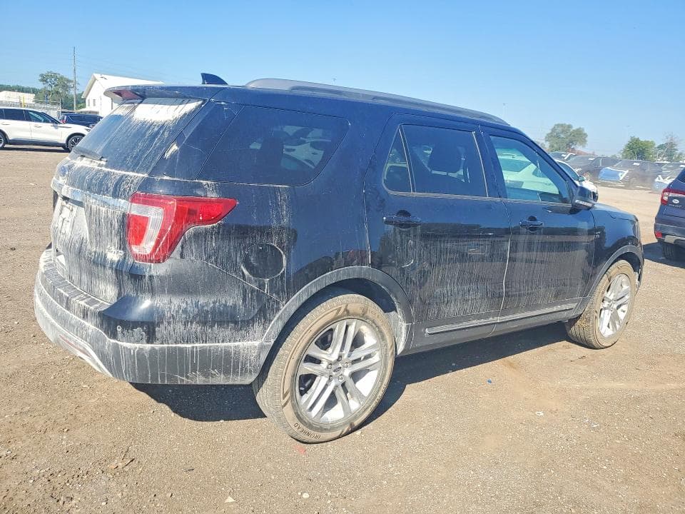2017 FORD EXPLORER XLT 3