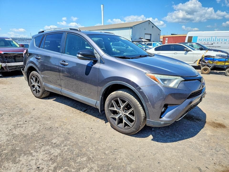 2017 TOYOTA RAV4 SE 4