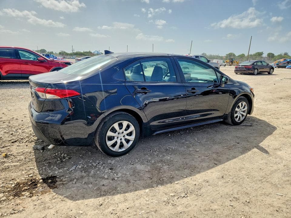 2026 TOYOTA COROLLA LE 3
