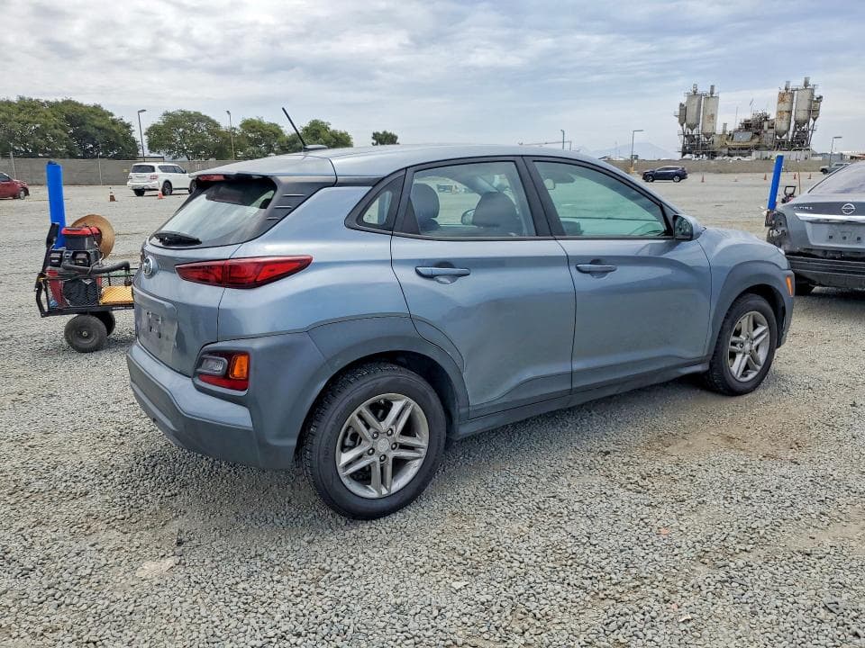 2020 HYUNDAI KONA SE 3