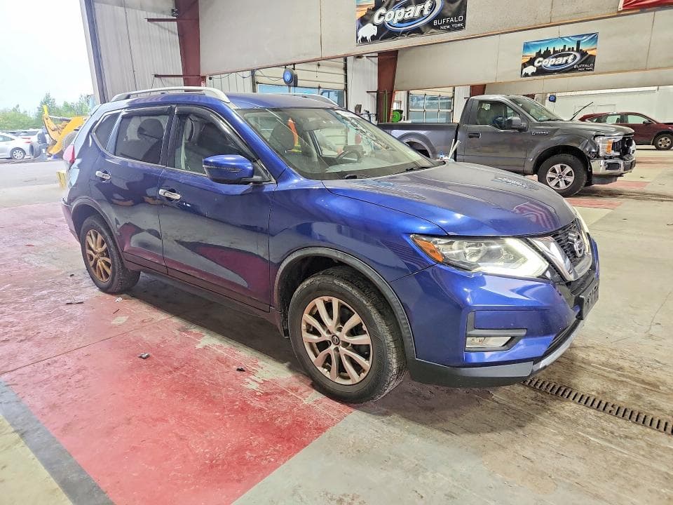 2017 NISSAN ROGUE SV 4