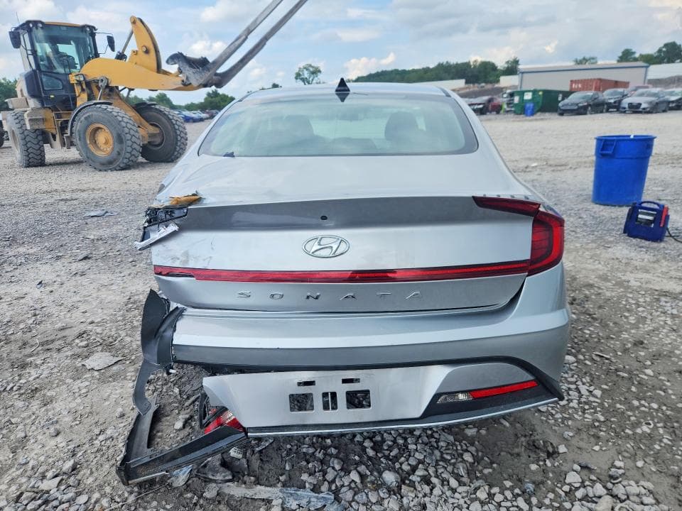 2021 HYUNDAI SONATA SE 6