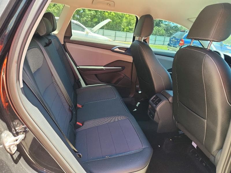 2024 VOLKSWAGEN TAOS SE 11