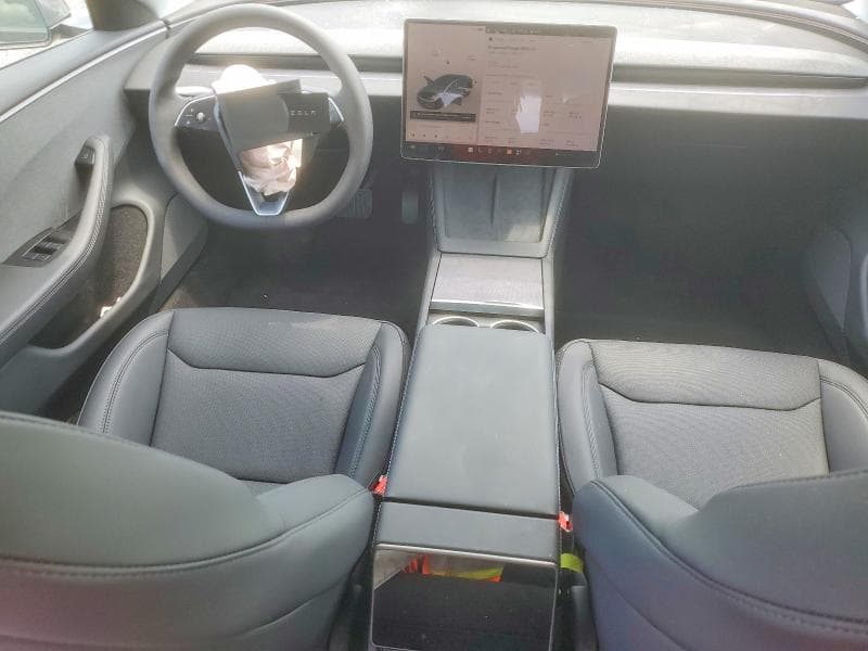 2026 TESLA MODEL 3 8