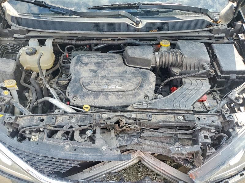 2017 CHRYSLER PACIFICA LIMITED 12
