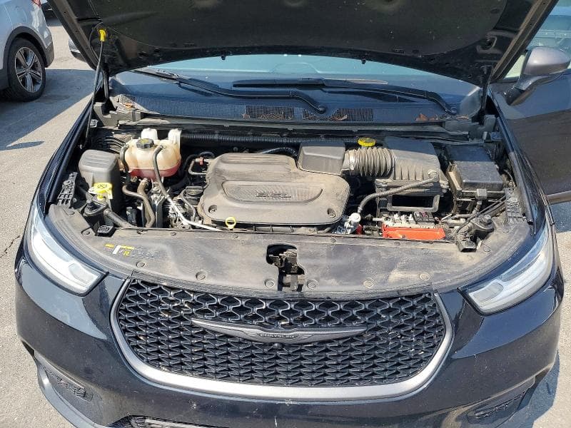 2024 CHRYSLER PACIFICA TOURING L 12