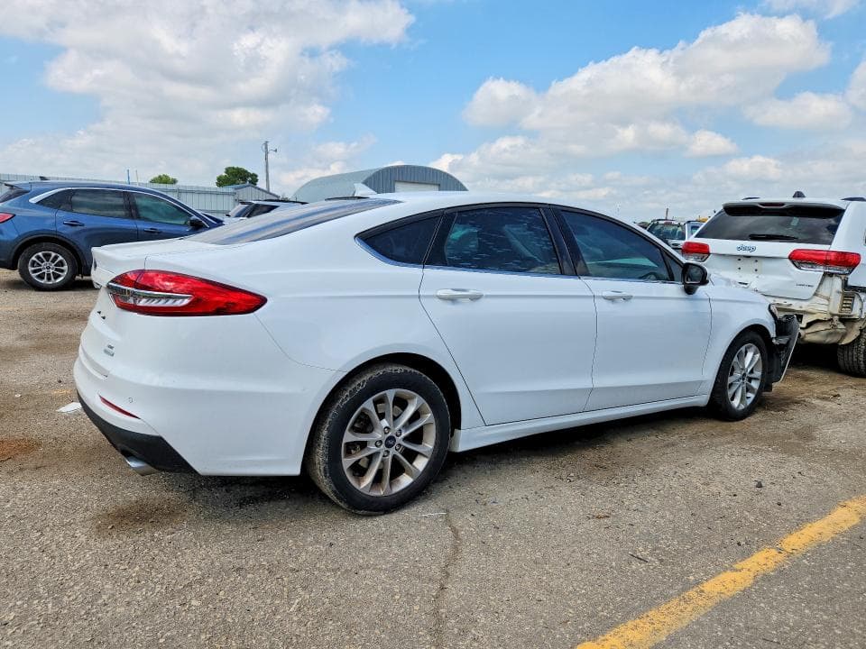 2019 FORD FUSION SE 3