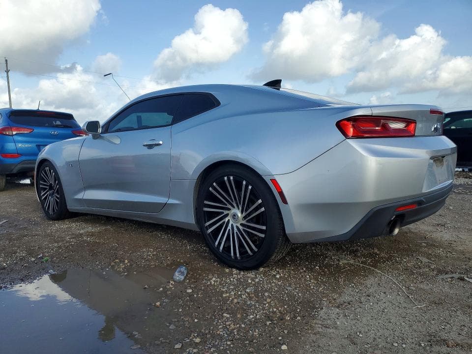 2018 CHEVROLET CAMARO LT 2