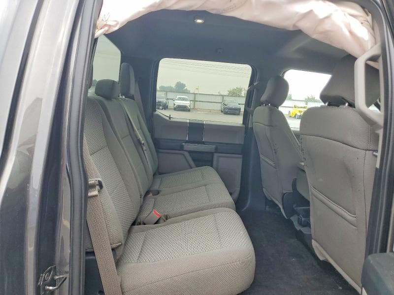 2017 FORD F150 SUPERCREW 10