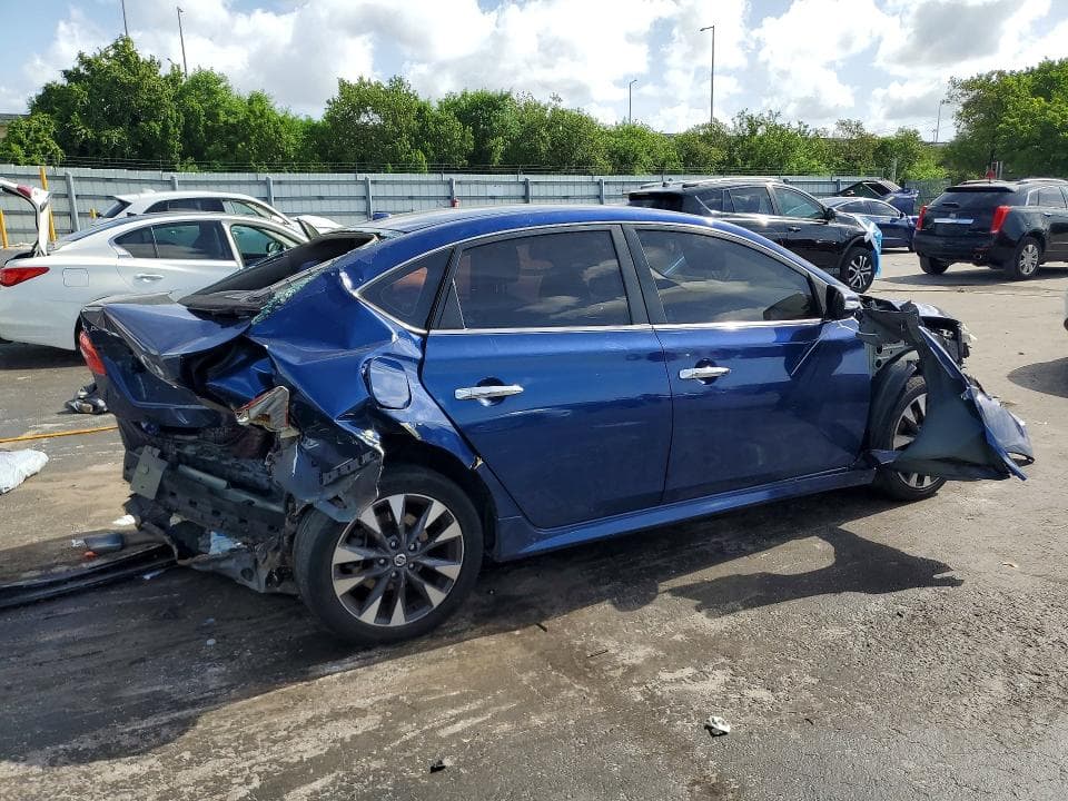 2019 NISSAN SENTRA SR 3