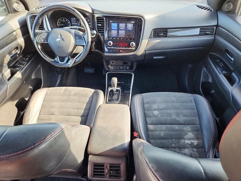 2020 MITSUBISHI OUTLANDER SE 8