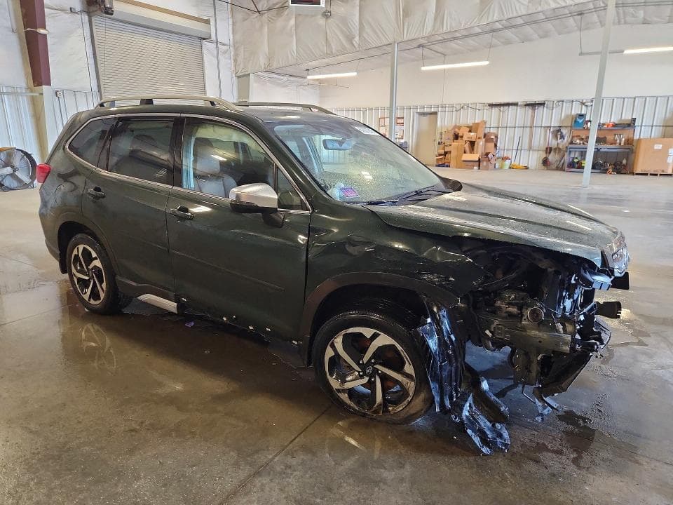 2024 SUBARU FORESTER TOURING 4