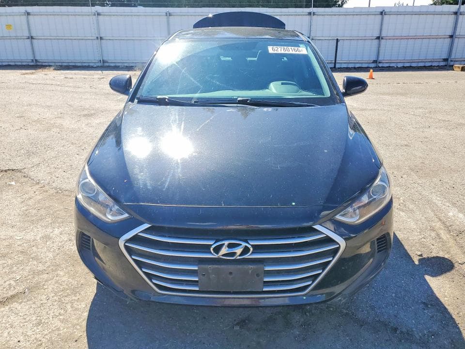 2017 HYUNDAI ELANTRA SE 5