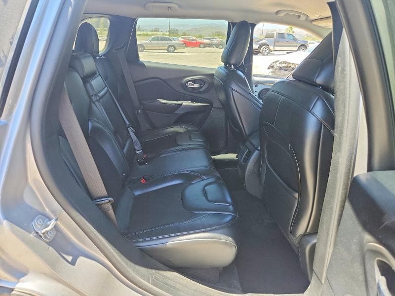 2019 JEEP CHEROKEE LATITUDE PLUS 11
