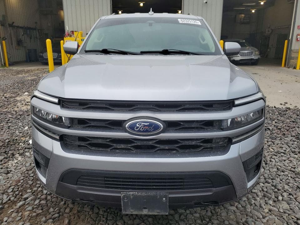 2023 FORD EXPEDITION XLT 5