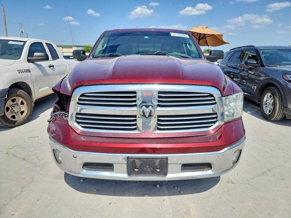2019 RAM 1500 CLASSIC SLT 5