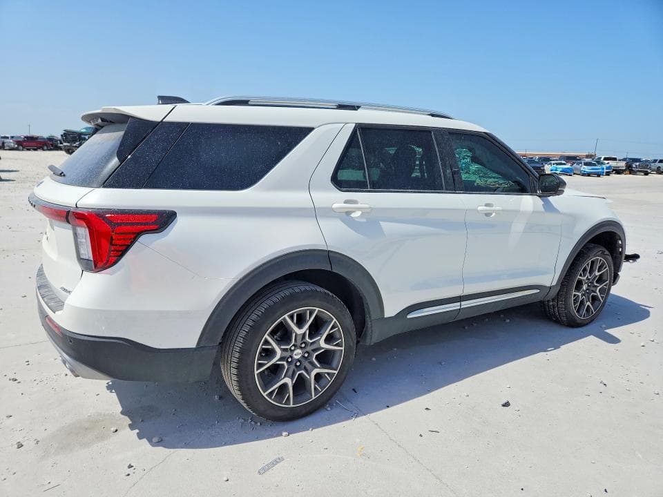 2025 FORD EXPLORER PLATINUM 3
