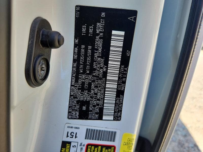 2017 TOYOTA SIENNA 13