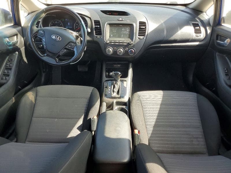 2017 KIA FORTE S 8