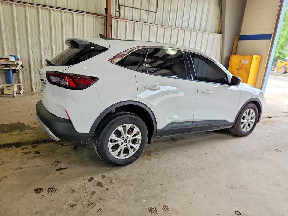 2024 FORD ESCAPE ACTIVE 3