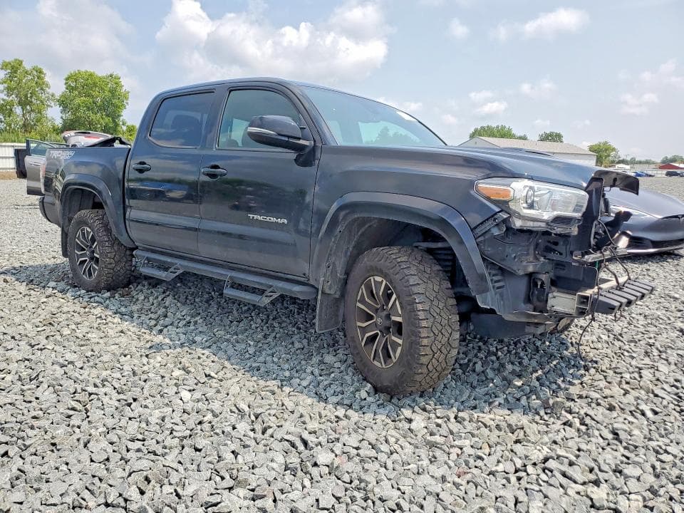 2023 TOYOTA TACOMA TRD SPORT 4