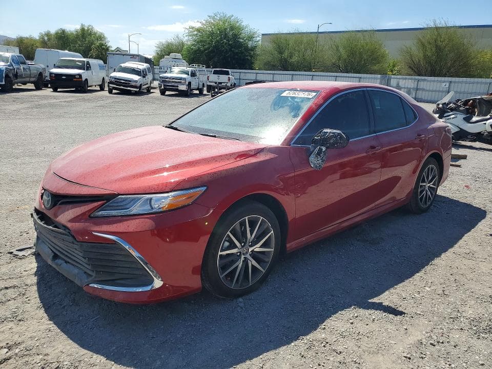 2024 TOYOTA CAMRY XLE - 1