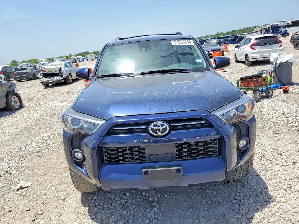 2022 TOYOTA 4RUNNER SR5 5
