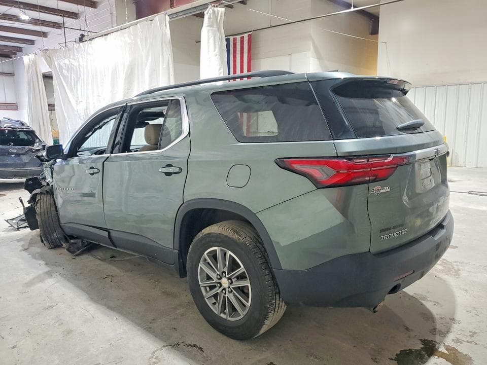 2022 CHEVROLET TRAVERSE LT 2