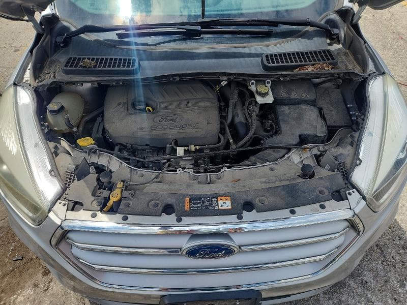 2017 FORD ESCAPE SE 12