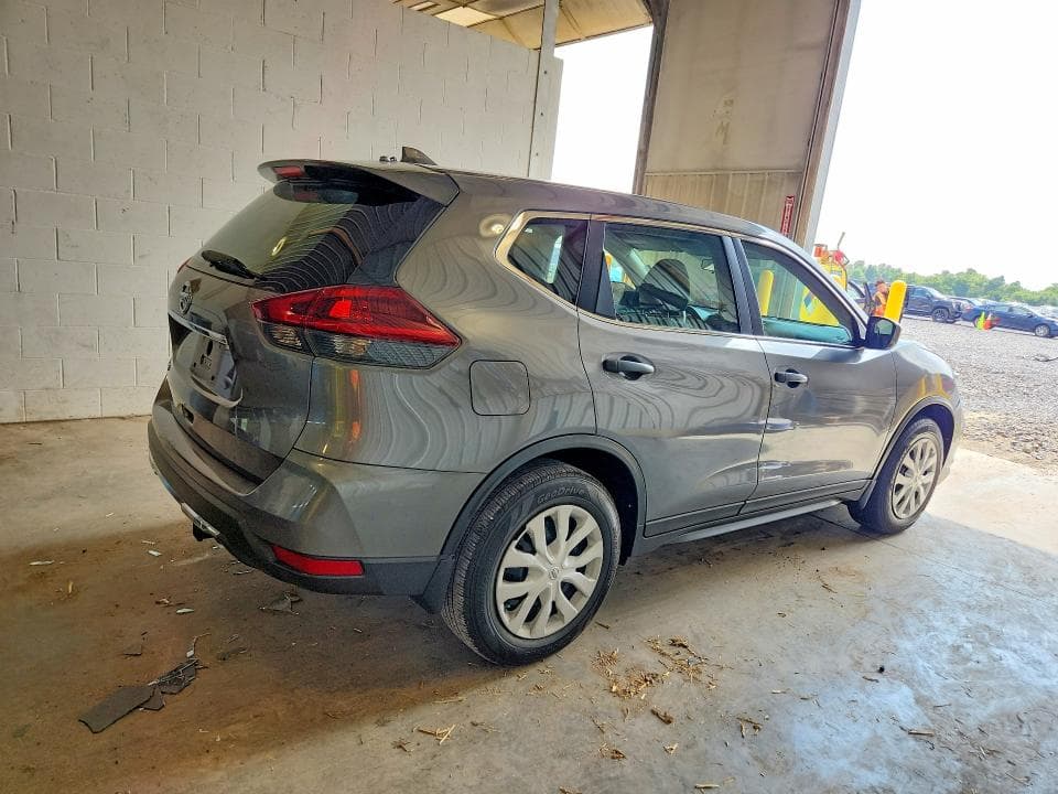 2018 NISSAN ROGUE S 3