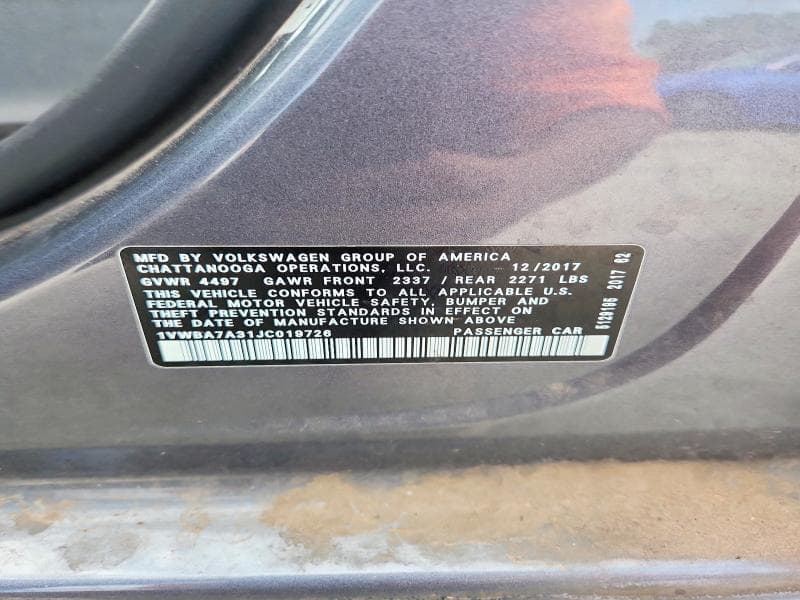 2018 VOLKSWAGEN PASSAT SE 12