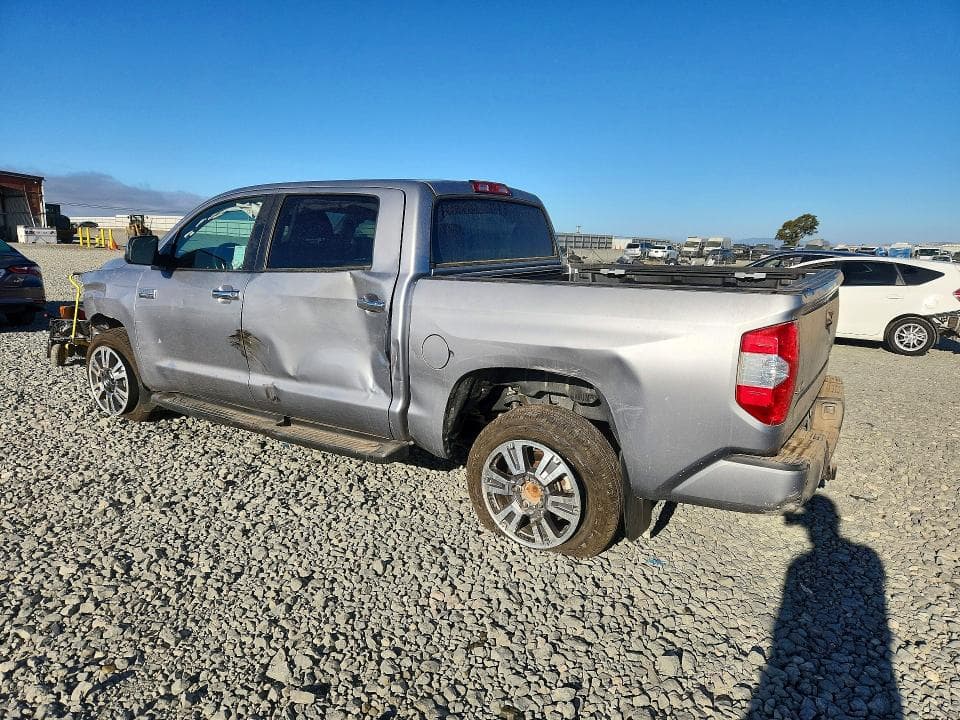 2019 TOYOTA TUNDRA PLATINUM 2