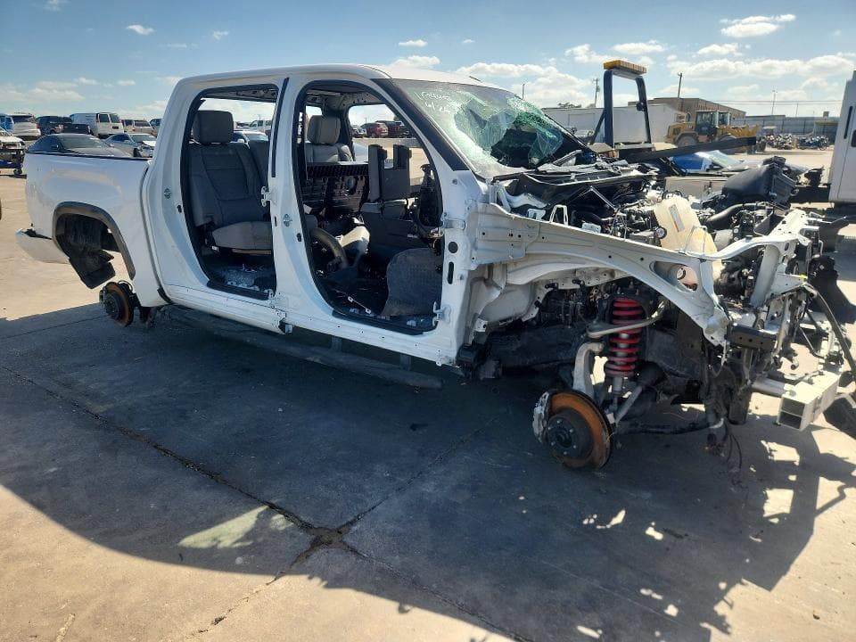 2025 TOYOTA TUNDRA CREWMAX LIMITED 4