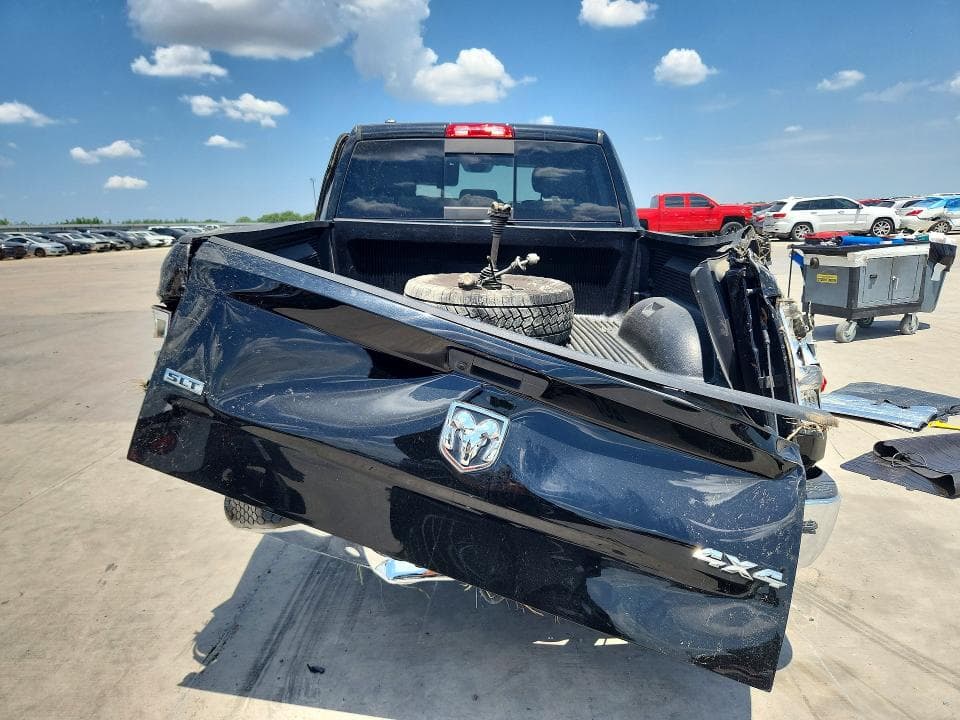 2020 RAM 1500 CLASSIC SLT 6