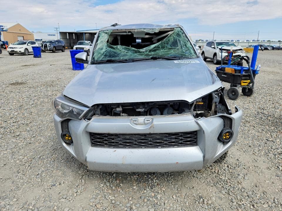 2019 TOYOTA 4RUNNER SR5 5