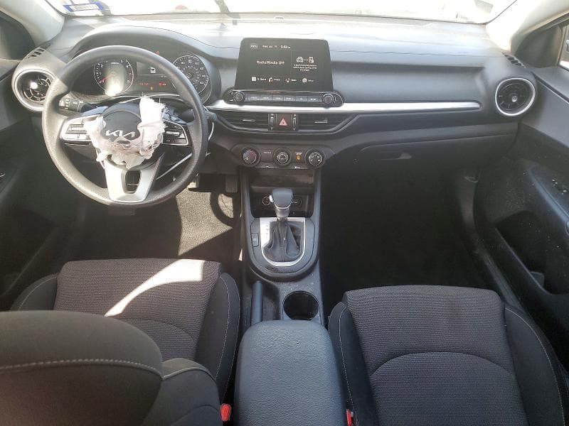 2022 KIA FORTE LXS 8