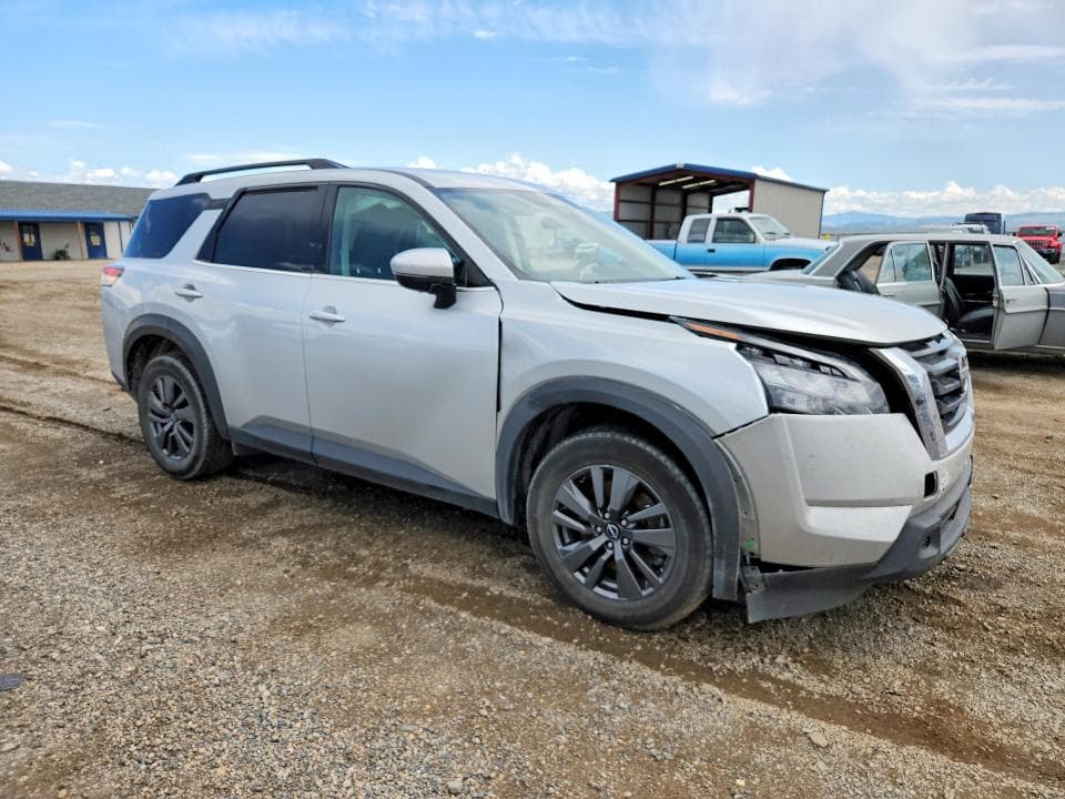 2024 NISSAN PATHFINDER SV 4