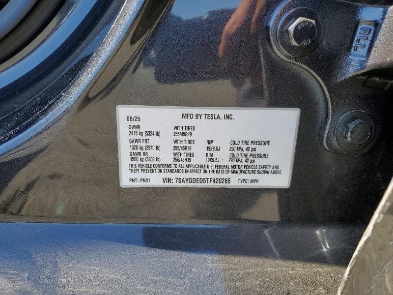 2026 TESLA MODEL Y 14
