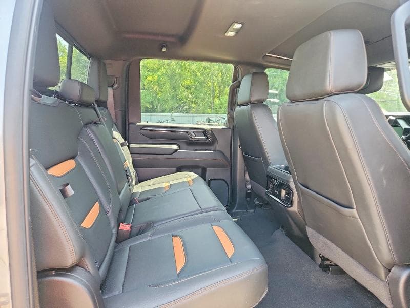 2025 GMC SIERRA K2500 AT4 10