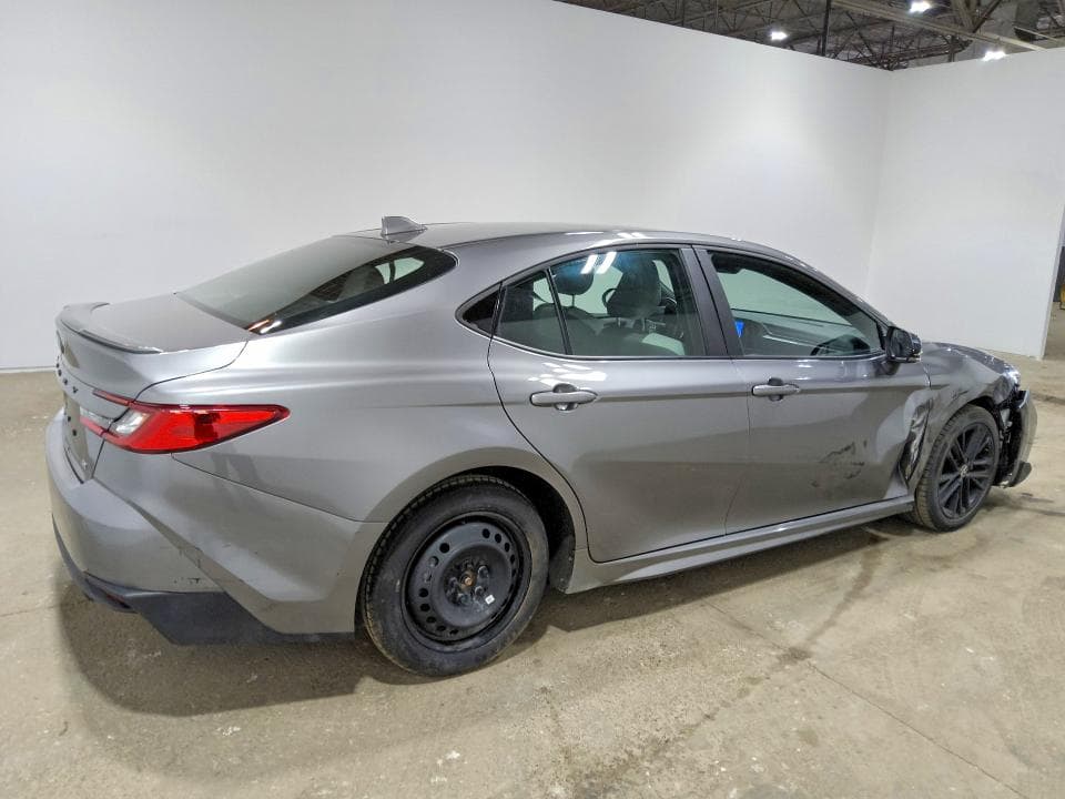 2025 TOYOTA CAMRY SE 3