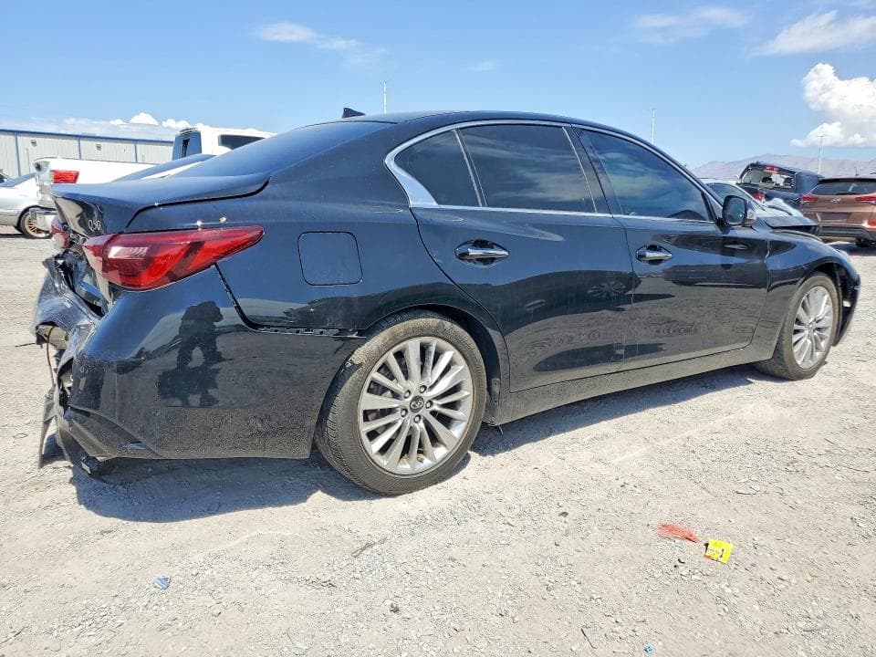 2021 INFINITI Q50 LUXE 3