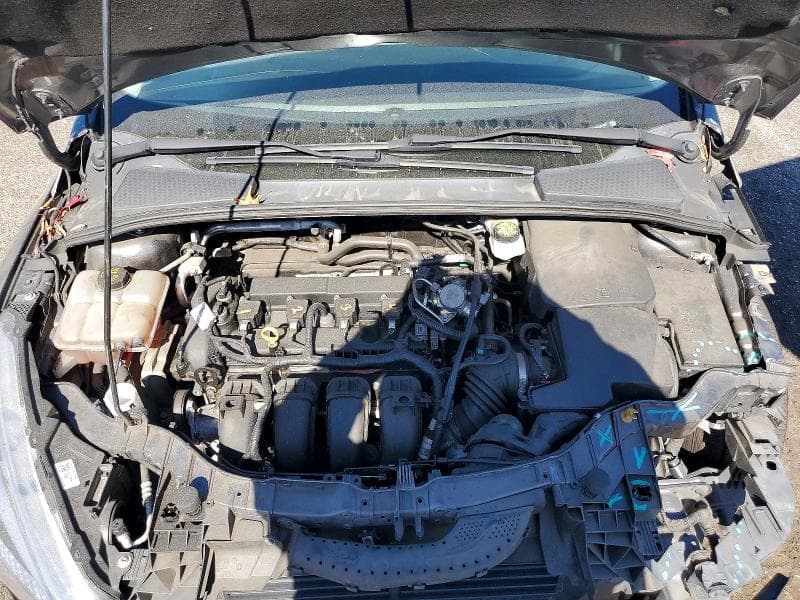 2018 FORD FOCUS SE 11
