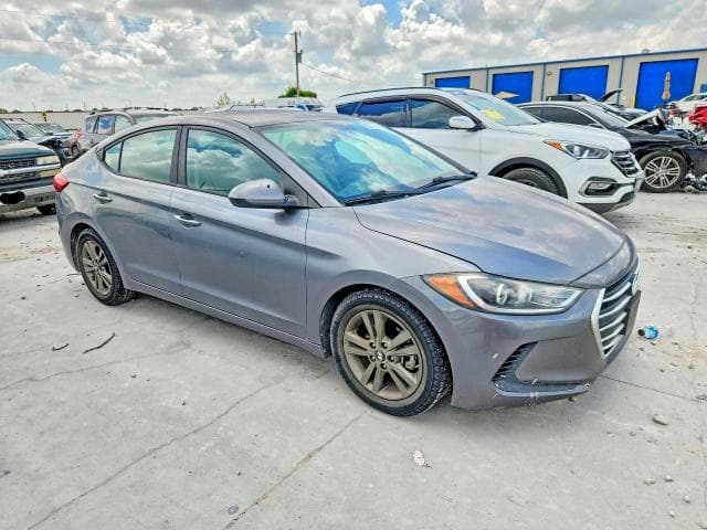 2018 HYUNDAI ELANTRA SEL 4