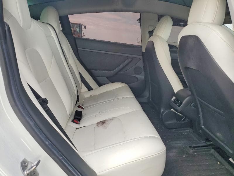 2021 TESLA MODEL 3 10