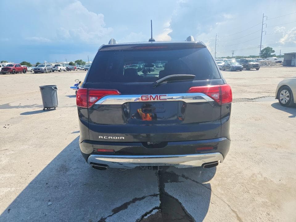 2018 GMC ACADIA DENALI 6