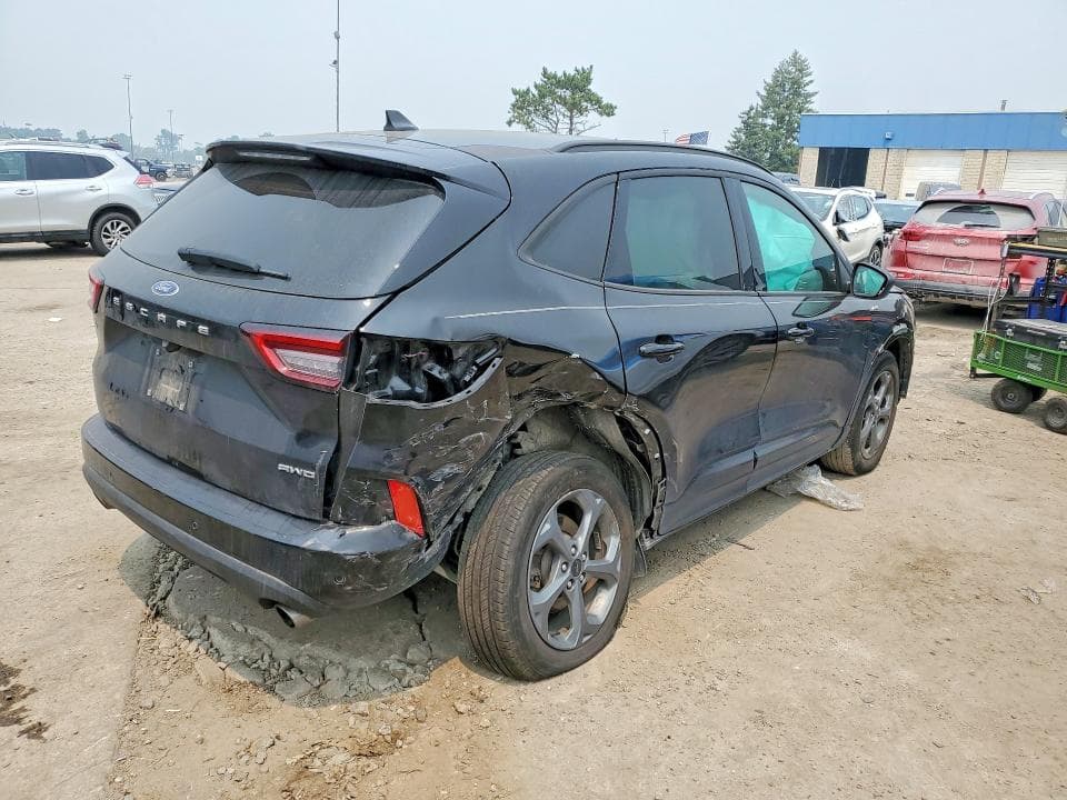2024 FORD ESCAPE ST LINE 3