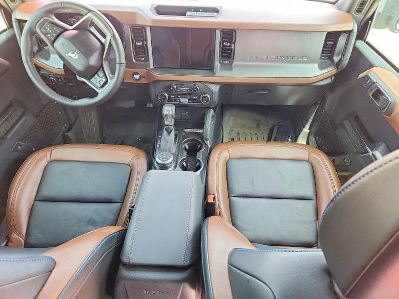 2024 FORD BRONCO OUTER BANKS 8